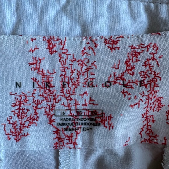 Nike Golf Women's White and Pink Graphic Shorts - Picture 6 of 11